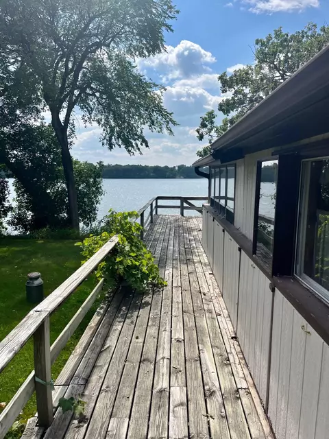 10643 Grover Ave SW, Howard Lake, MN 55349
