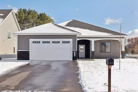 1328 Tiger Ct NE, Isanti, MN 55040
