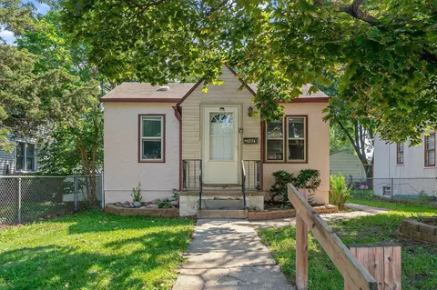 5234 Fremont Ave N, Minneapolis, MN 55430