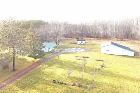 38683 Cloverdale Rd, Nashwauk, MN 55769
