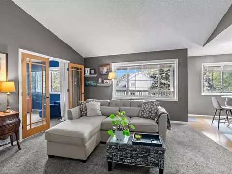 4061 Maureen Dr NE #205, Columbia Heights, MN 55421