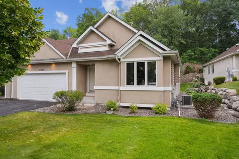 12985 39th Ave N, Plymouth, MN 55441