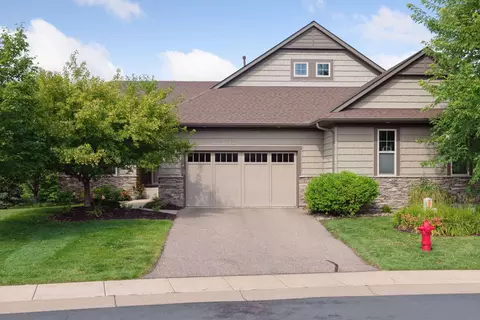 10777 Lyndale Bluffs Trl, Bloomington, MN 55420