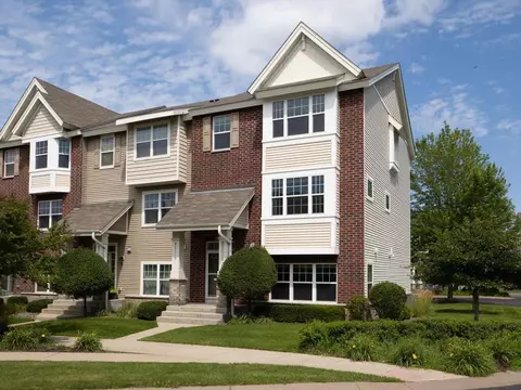 11901 Emery Village Dr N, Champlin, MN 55316