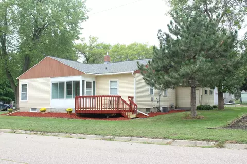 1827 15th St E, Glencoe, MN 55336 photo 18