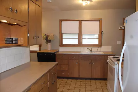 1827 15th St E, Glencoe, MN 55336 photo 7
