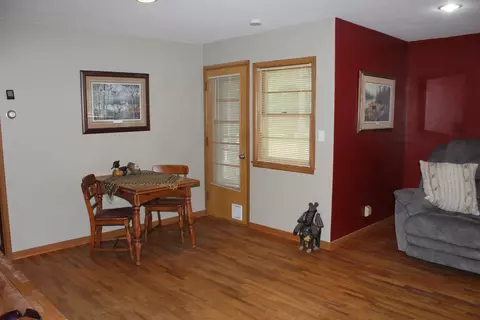 1827 15th St E, Glencoe, MN 55336 photo 9