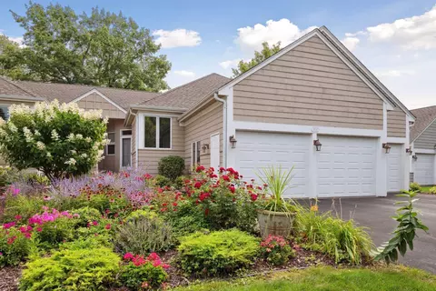 2928 Pelican Point Cir, Mound, MN 55364