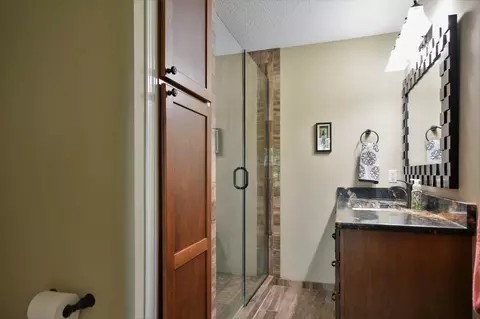 3046 Timberwood Trl, Eagan, MN 55121 photo 15