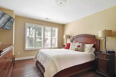 3046 Timberwood Trl, Eagan, MN 55121 photo 13
