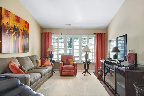 3046 Timberwood Trl, Eagan, MN 55121 photo 7