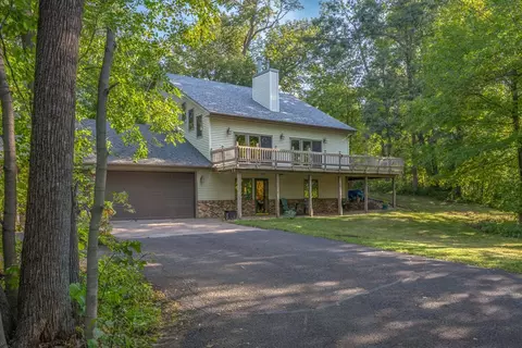 516 Park Dr, Balsam Lake, WI 54810