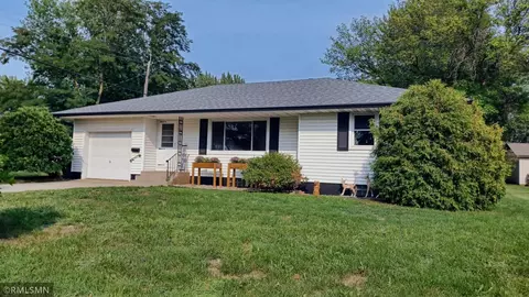 111 S Eagle St, Belle Plaine, MN 56011