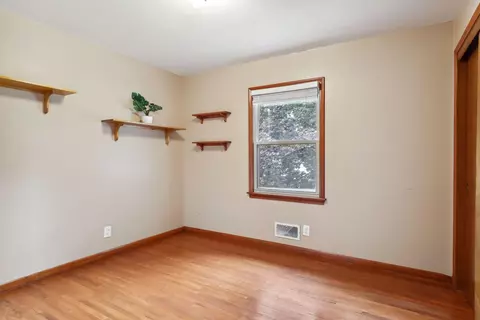 4098 Diamond Dr, Eagan, MN 55122 photo 22