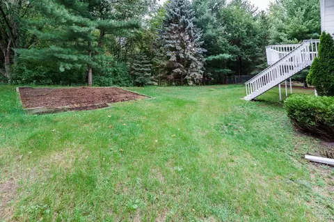 1572 Pacific Ave, Eagan, MN 55122 photo 4