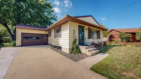 313 3rd Pl NE, Byron, MN 55920