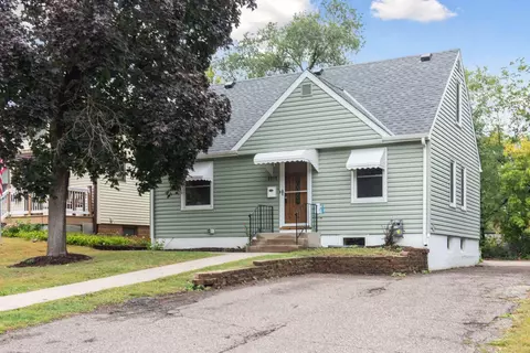 2912 Blackstone Ave, Saint Louis Park, MN 55416