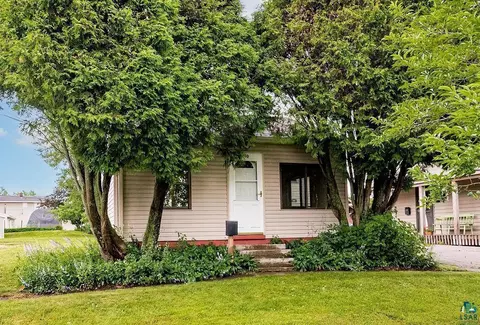 240 W Austin St, Duluth, MN 55803