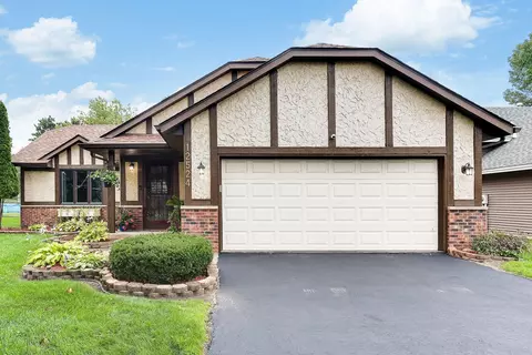 12524 Flintwood St NW, Coon Rapids, MN 55448