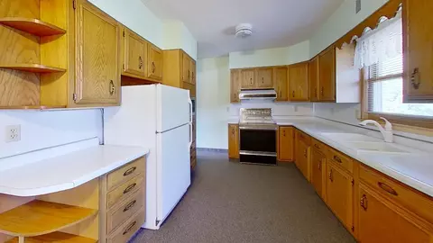 1007 Pine Ave, Marshall, MN 56258 photo 14