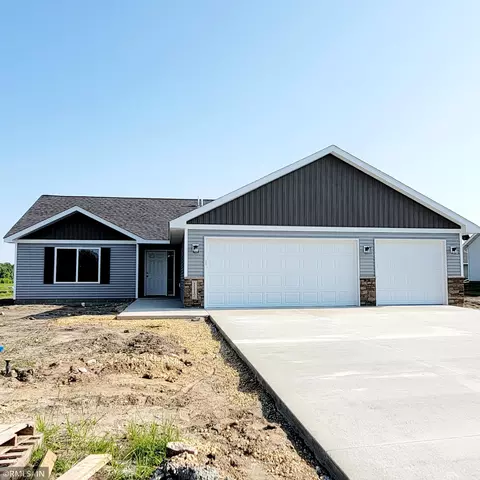 195 Lake Erin Dr, Green Isle, MN 55338
