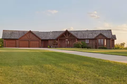 20804 Vernon Ave, Prior Lake, MN 55372