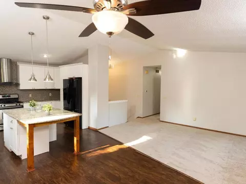 859 Rogers Ct, Eagan, MN 55123 photo 18