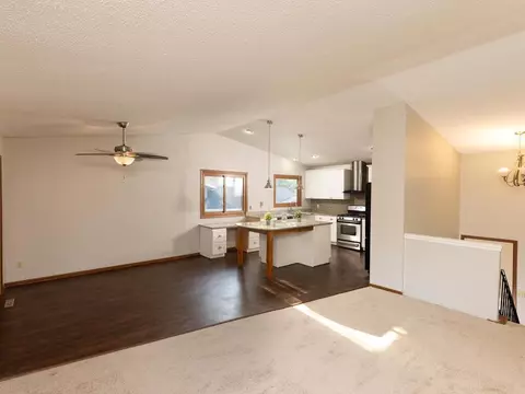 859 Rogers Ct, Eagan, MN 55123 photo 13