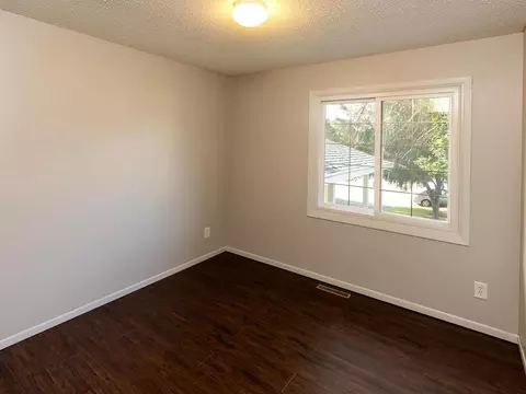 859 Rogers Ct, Eagan, MN 55123 photo 22