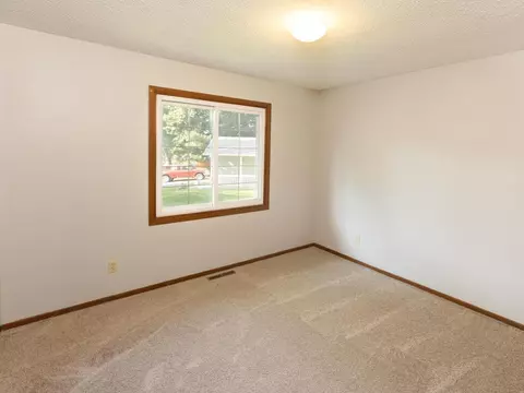 859 Rogers Ct, Eagan, MN 55123 photo 26