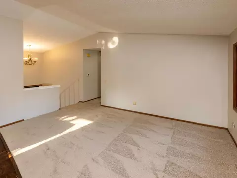 859 Rogers Ct, Eagan, MN 55123 photo 10