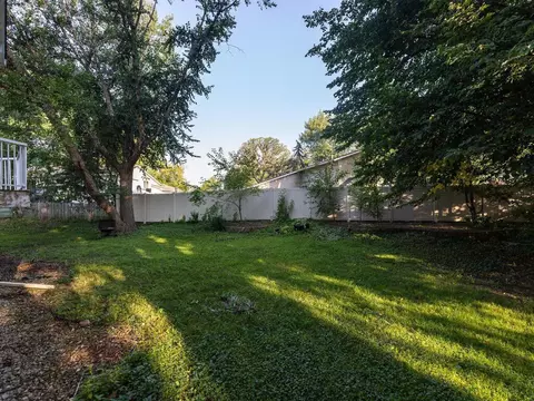 859 Rogers Ct, Eagan, MN 55123 photo 8