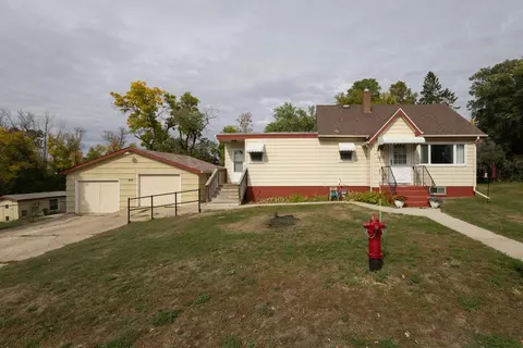 810 State St W, Detroit Lakes, MN 56501