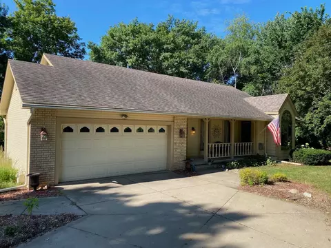 1530 157th Ave NE, Ham Lake, MN 55304