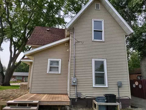 427 E Schlieman Ave, Appleton, MN 56208 photo 3