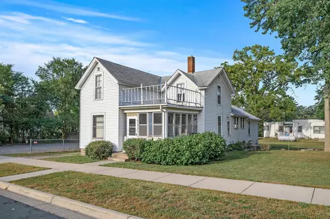1813 1st Ave, Anoka, MN 55303