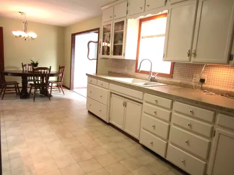 385 3rd St, Dawson, MN 56232 photo 12
