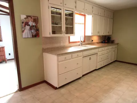 385 3rd St, Dawson, MN 56232 photo 13