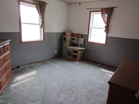 385 3rd St, Dawson, MN 56232 photo 24