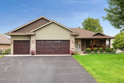 1213 Blossom Blvd NW, Isanti, MN 55040
