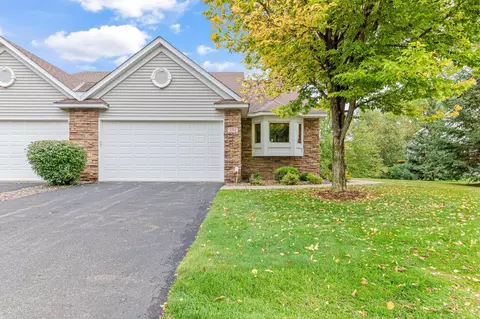 732 Crescent Curv, White Bear, MN 55127