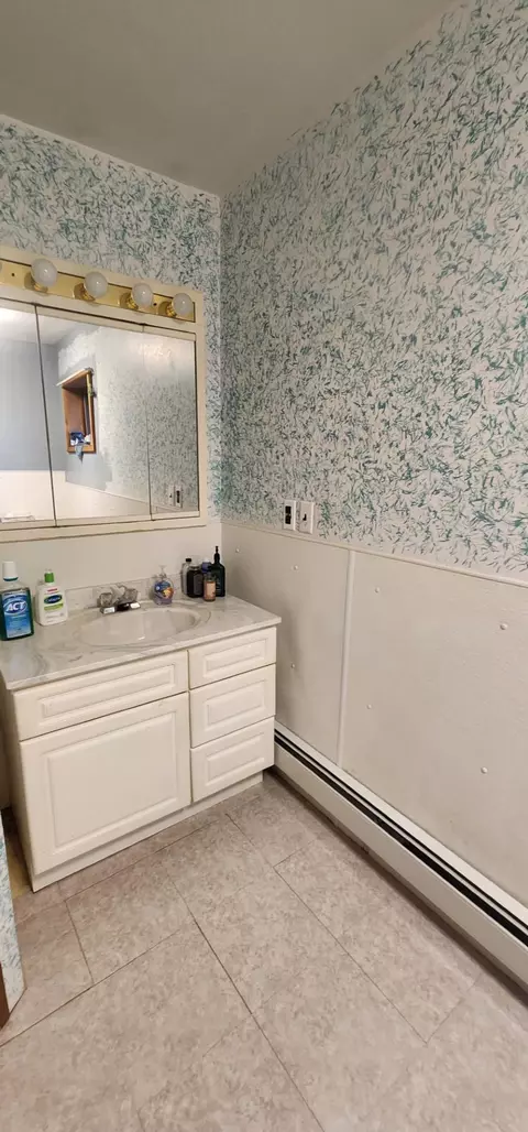 115 S Broadway Ave, Gilbert, MN 55741 photo 15