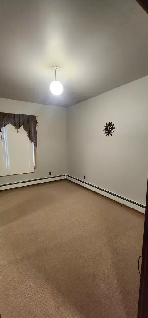 115 S Broadway Ave, Gilbert, MN 55741 photo 8