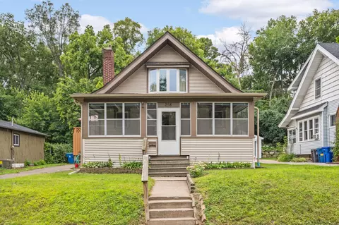 258 Winifred St W, Saint Paul, MN 55107