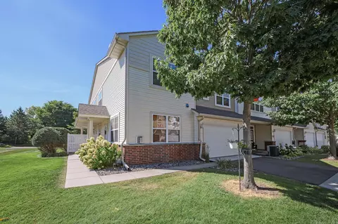 3425 Hazel Trl #D, Woodbury, MN 55129