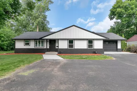 3930 France Ave S, Saint Louis Park, MN 55416
