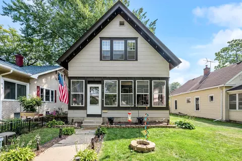 3345 30th Ave S, Minneapolis, MN 55406