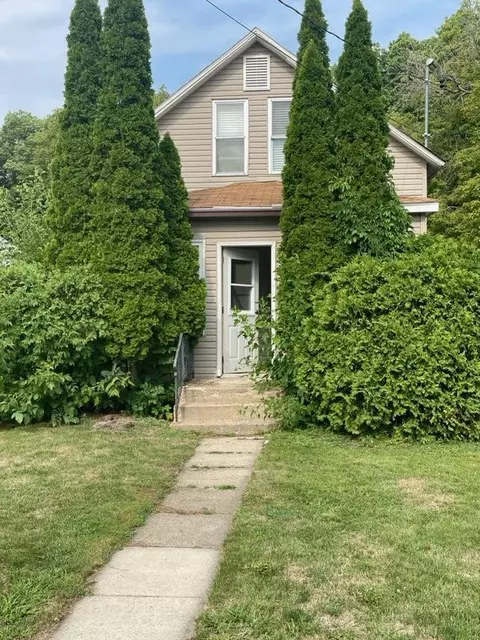 32 Linden Ave N, Maple Lake, MN 55358