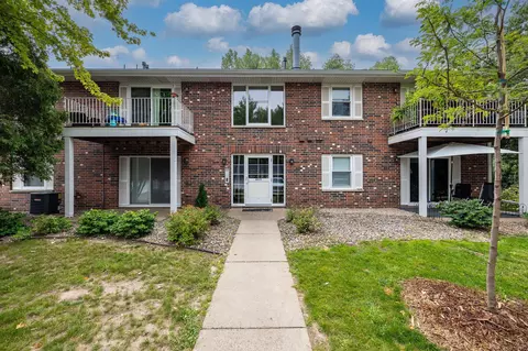 6317 Alderwood Bay #D, Woodbury, MN 55125