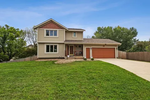 4242 Augusta Ct, Eagan, MN 55123 photo 4